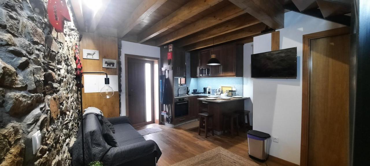 Apimonte O Cantinho Da Maria - Pn Montesinho Casa de Férias